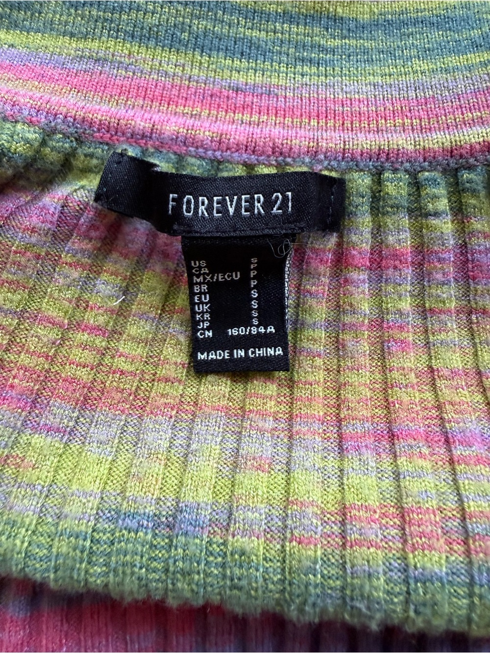 Y2K Like Missoni Ribbed Collared Button-Front Cropped Top - Picture 7 of 7